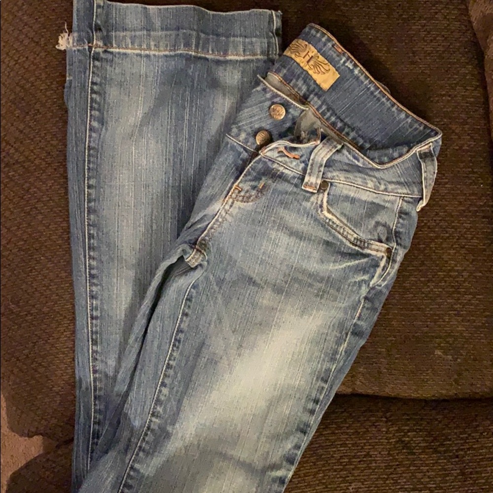 Hint Jeans
